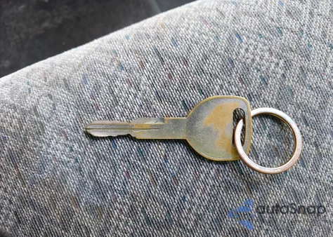 2002 Isuzu Rodeo Ls 3.2L V6/Lse 3.2L V6/S 3.2L V6 z USA, uszkodzony, nr VIN 4S2CK58W524338815